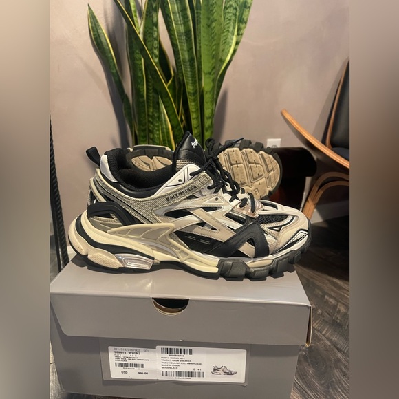 Balenciaga Track.2 - Picture 2 of 3